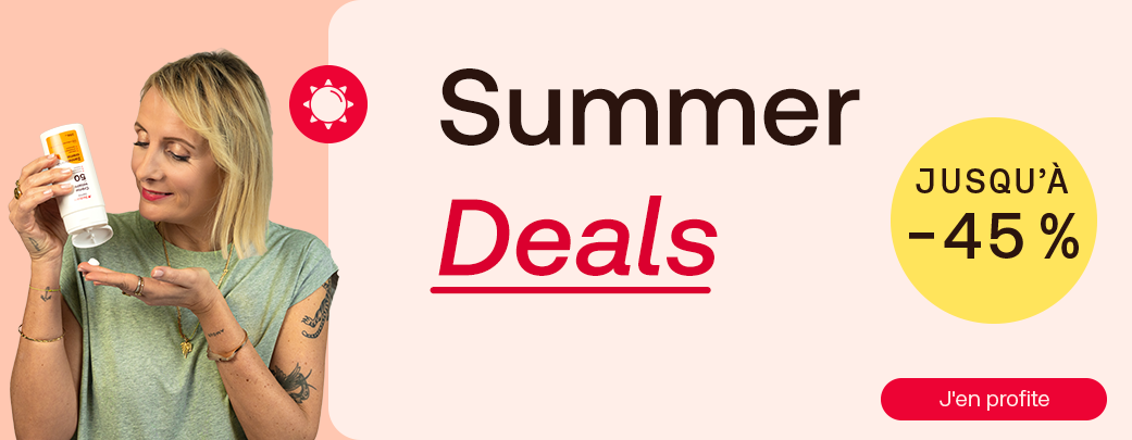 Sophie applique de la crème solaire. Summer Deals avec jusqu’à 45 % de réduction sur une sélection de produits de santé et de protection solaire.